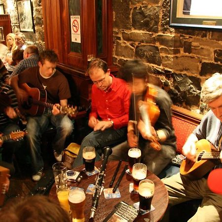 Sliabh Liag Inn Carrick  Exterior photo